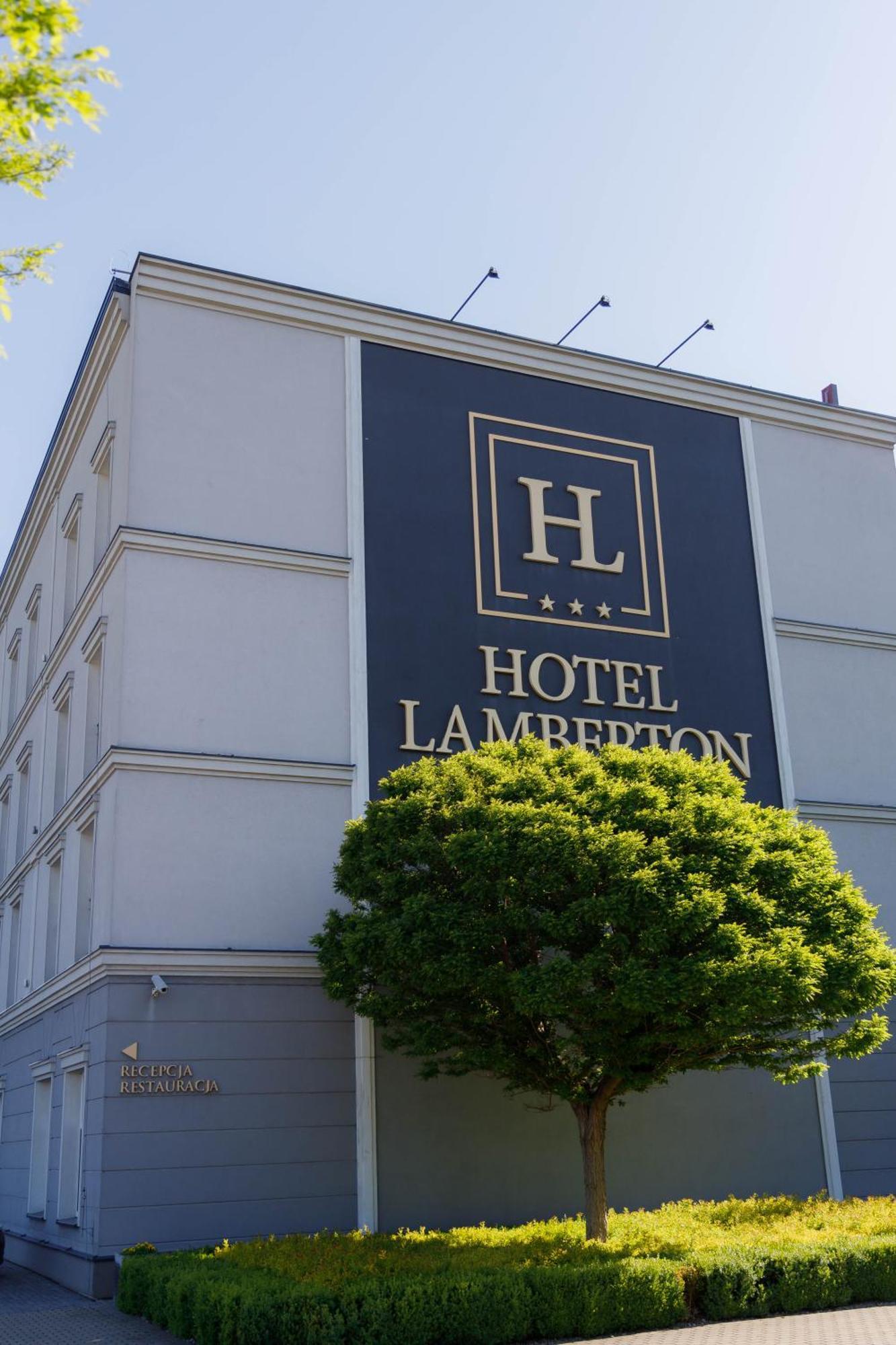 Hotel Lamberton Олтажев Экстерьер фото