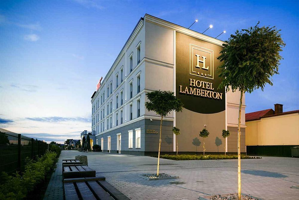 Hotel Lamberton Олтажев Экстерьер фото